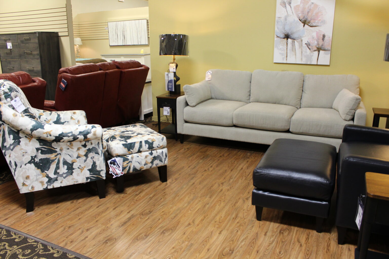 Living Room Merriman's Furniture, Woodward, OK